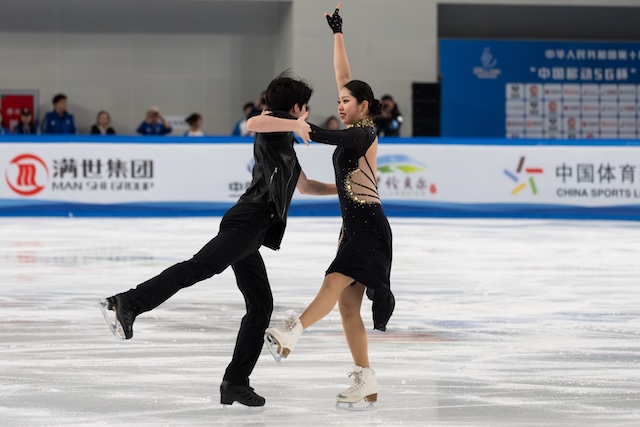 ICE DANCING 1